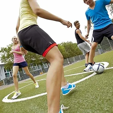 Sportpark Хостел *